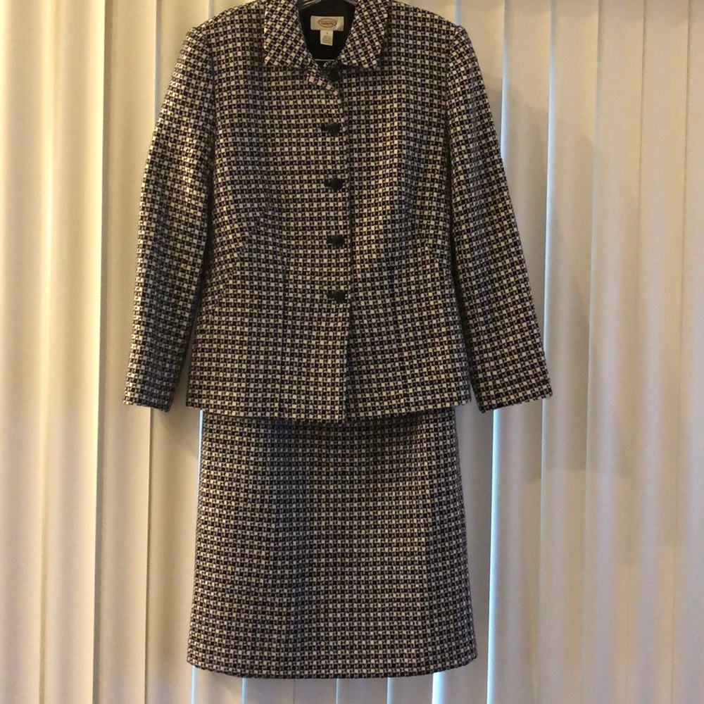 Talbots skirt suit